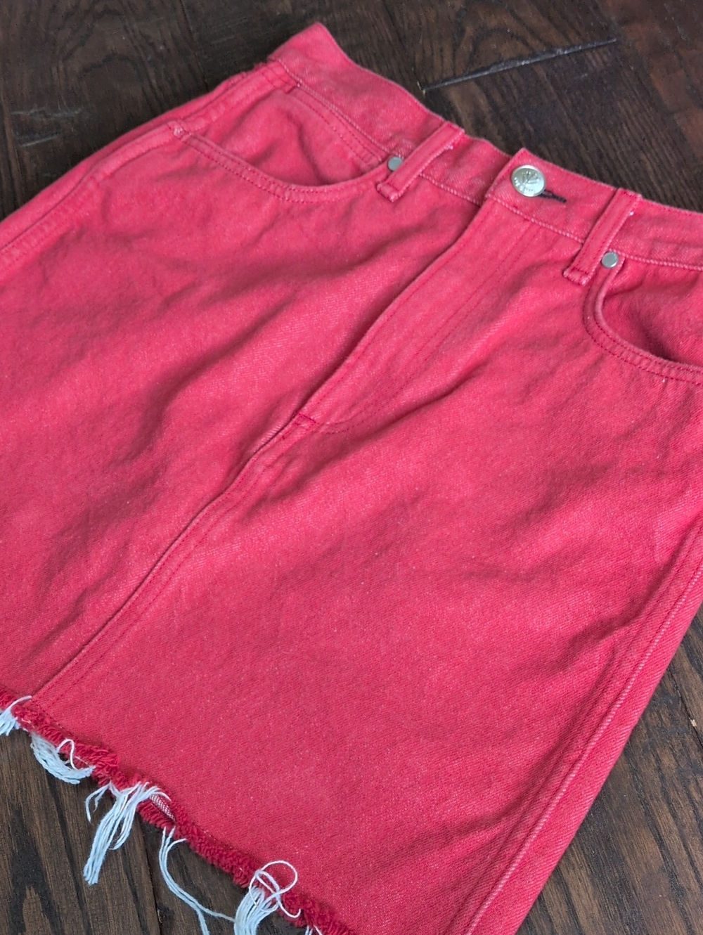 RAG & BONE I Bull Red Frayed Hem 'Moss' Denim Mini Skirt, 26